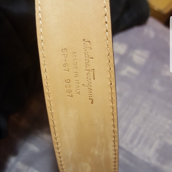 { Salvatore Ferragamo }Gancini Matte Belt - Picture 3 of 4